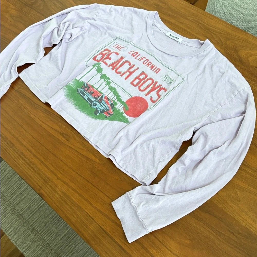 Daydreamer THE BEACH BOYS License Plate Crop Long Sleeve Purple Size Small - Picture 4 of 7